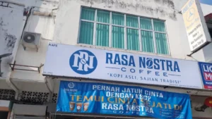 Illuminated lightbox signage for storefronts and indoor advertising